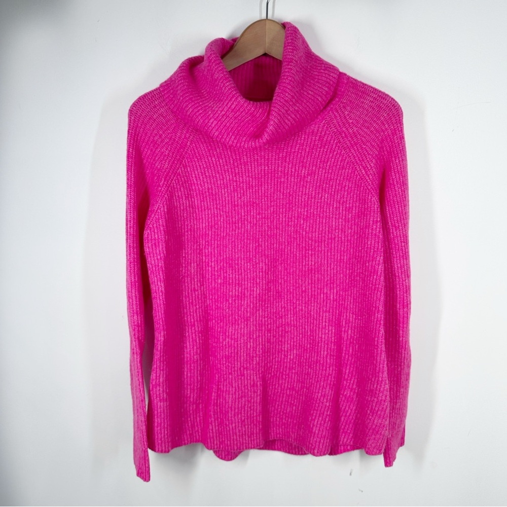 Loft Cozy Hot Pink Turtleneck Sweater Size Medium